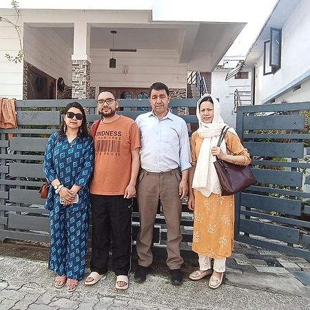 Janatha Homestay Kochi Ngoại thất bức ảnh