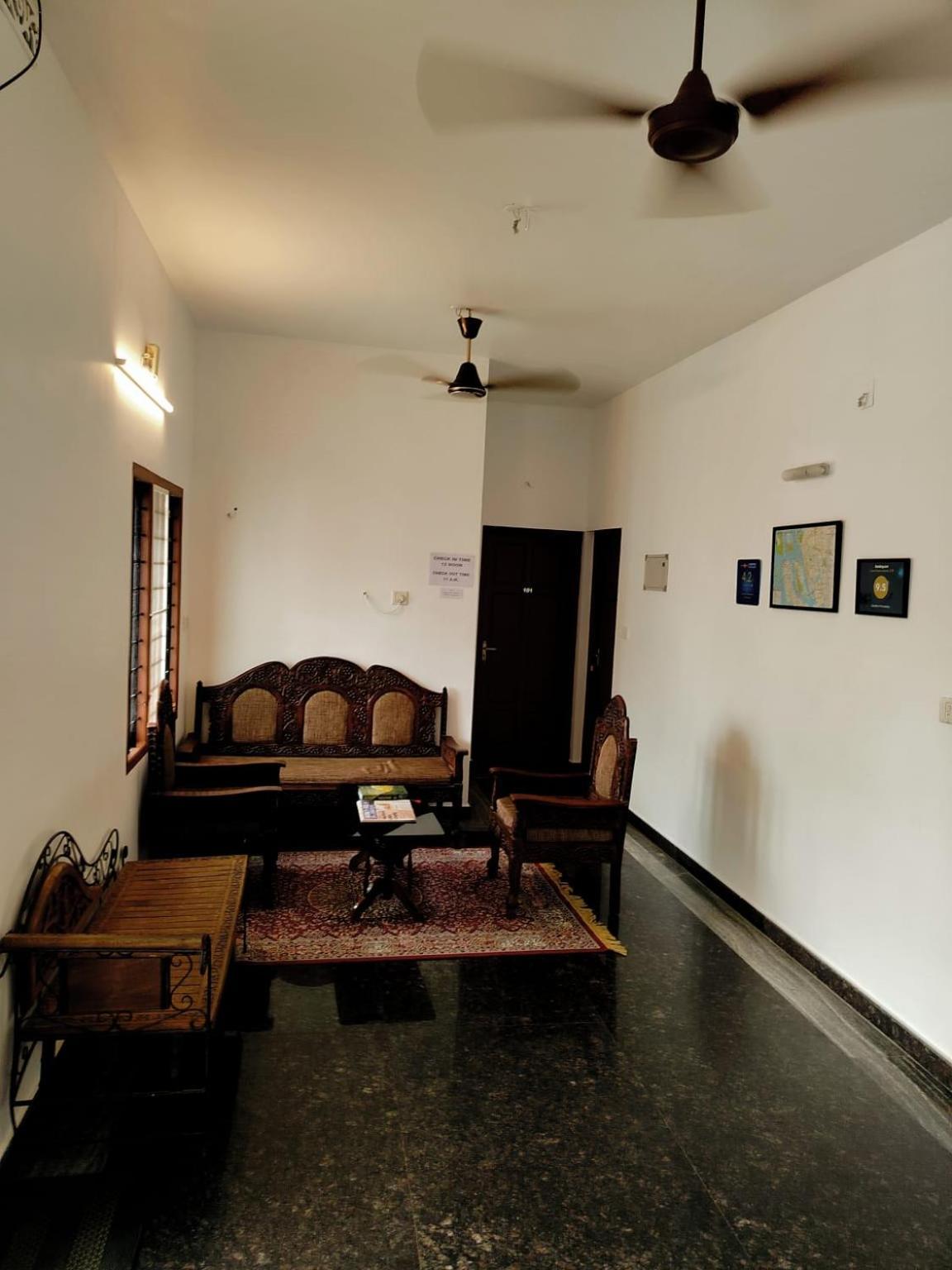 Janatha Homestay Kochi Ngoại thất bức ảnh