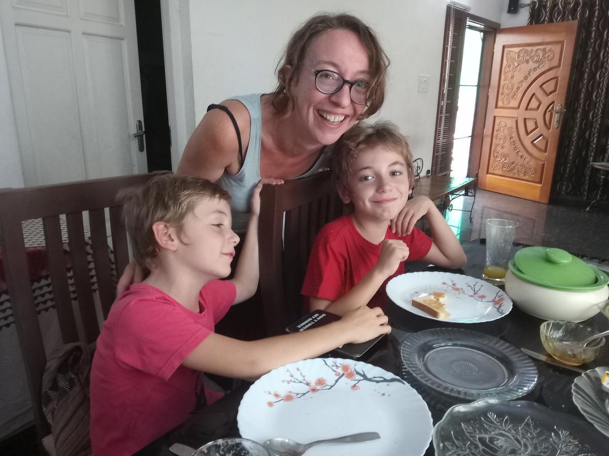 Janatha Homestay Kochi Ngoại thất bức ảnh
